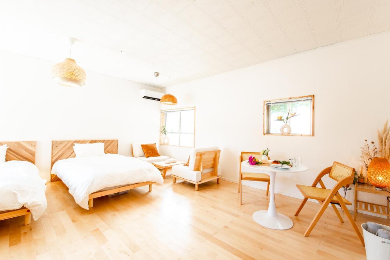 Sunnyside Villa Miyakojima  Exteriör bild